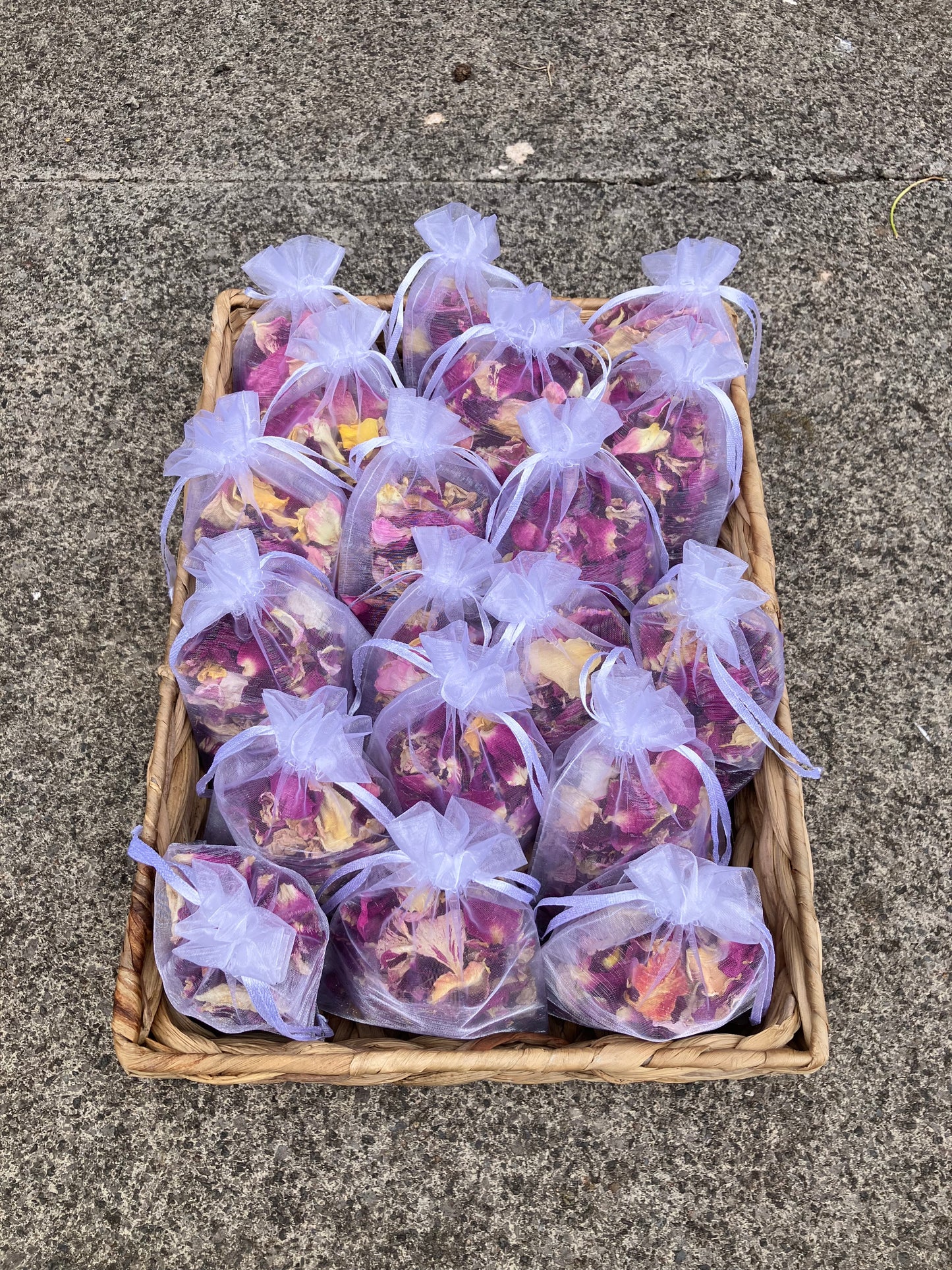 Dried Rose Petal Confetti – 10g bag