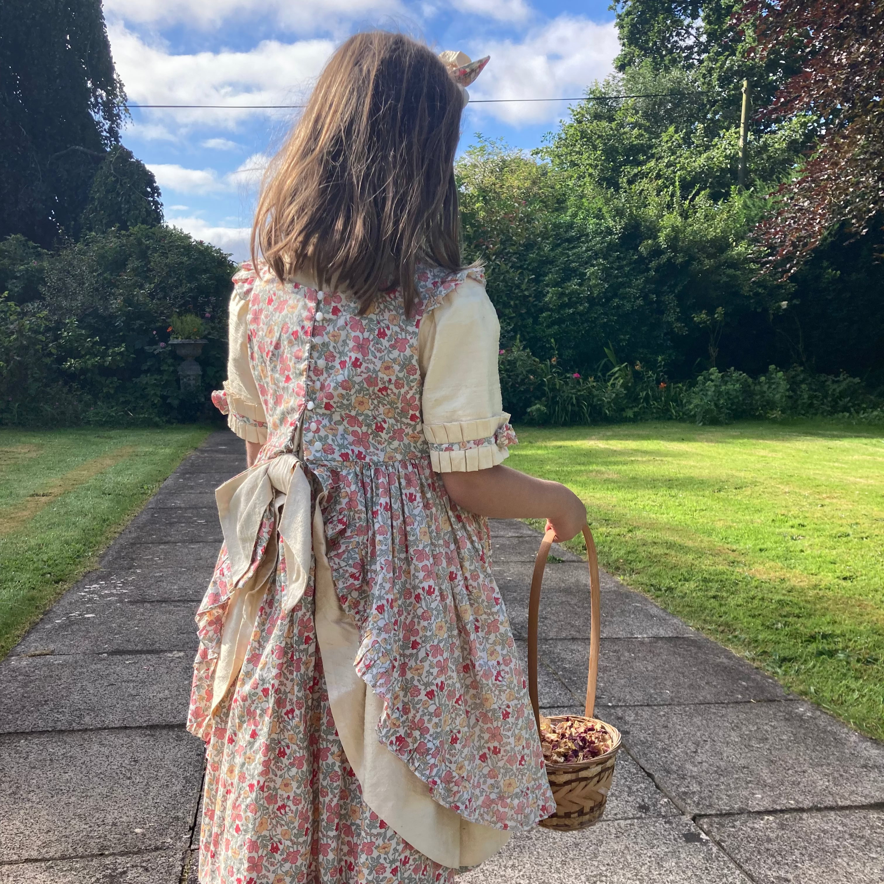 Flower girl
